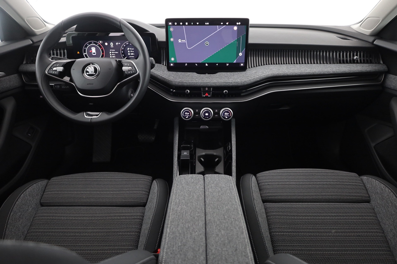 Skoda Superb Combi 2.0 TDI DSG 4x4 Selection ACC AHK — photo 9
