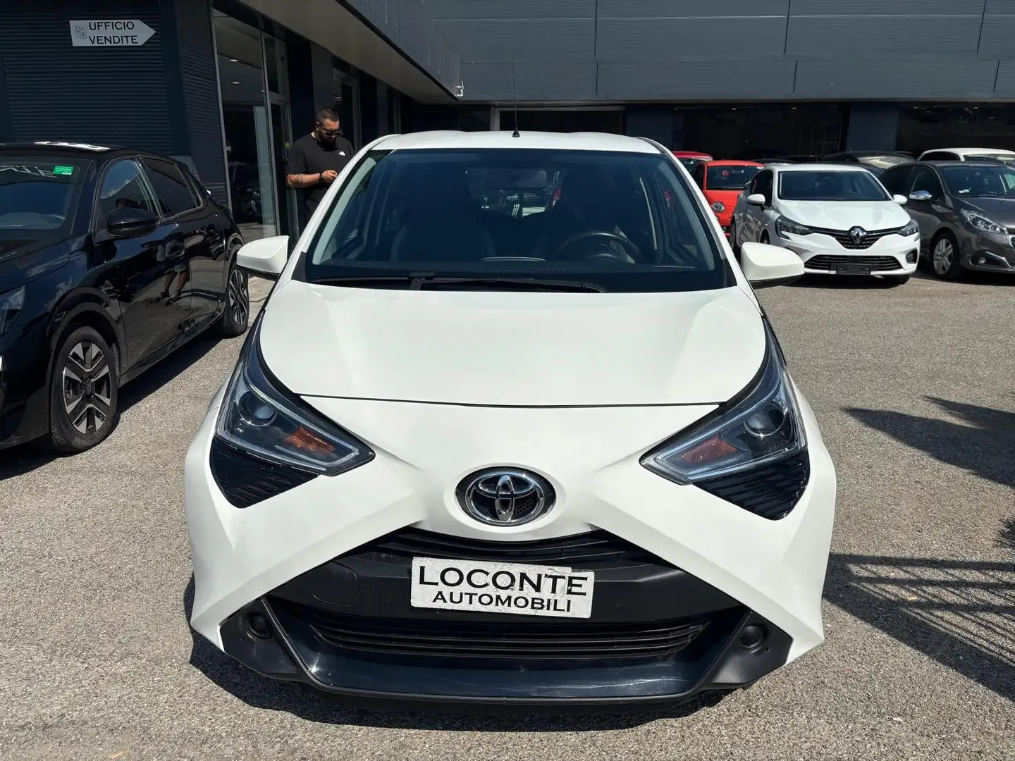 Toyota Aygo Aygo 5p 1.0 x-wave 72cv Bianco - 2