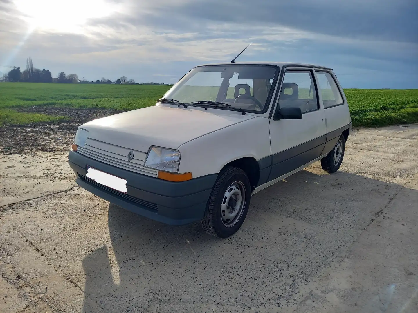 Renault Super 5 société Weiß - 1