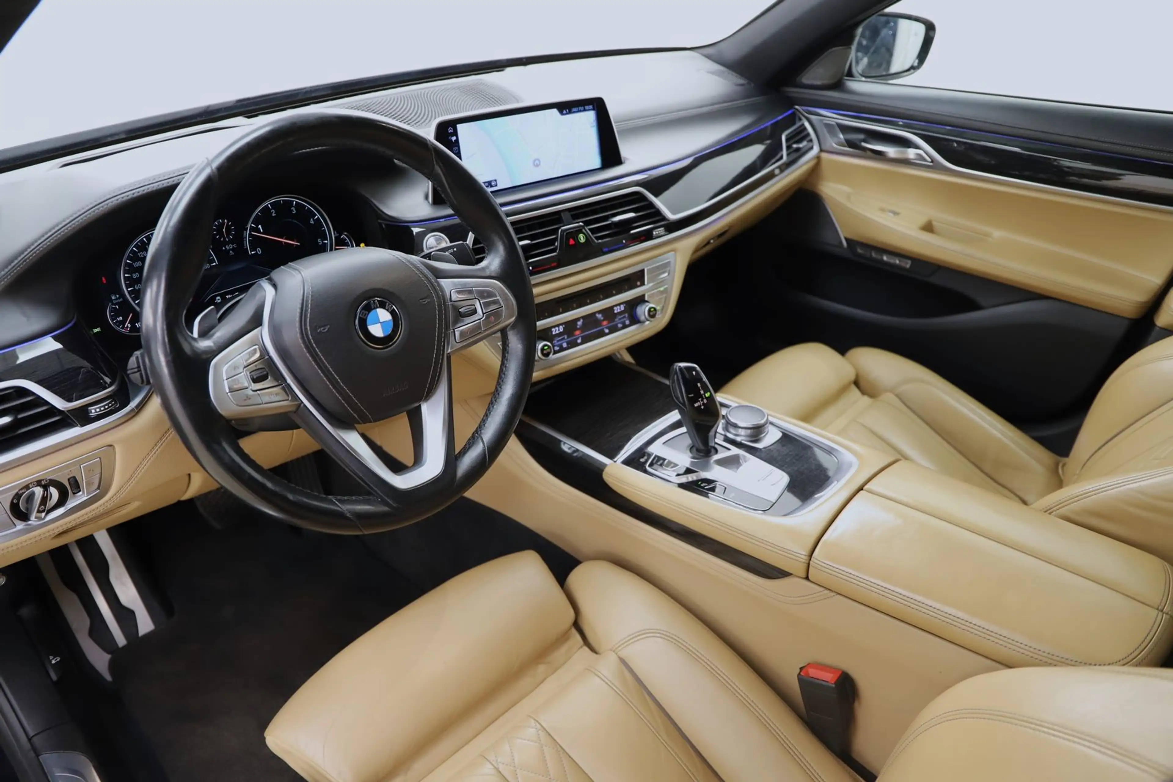 BMW 730 d 265PS xDrive M-Paket HUD H&K ACC — photo 12