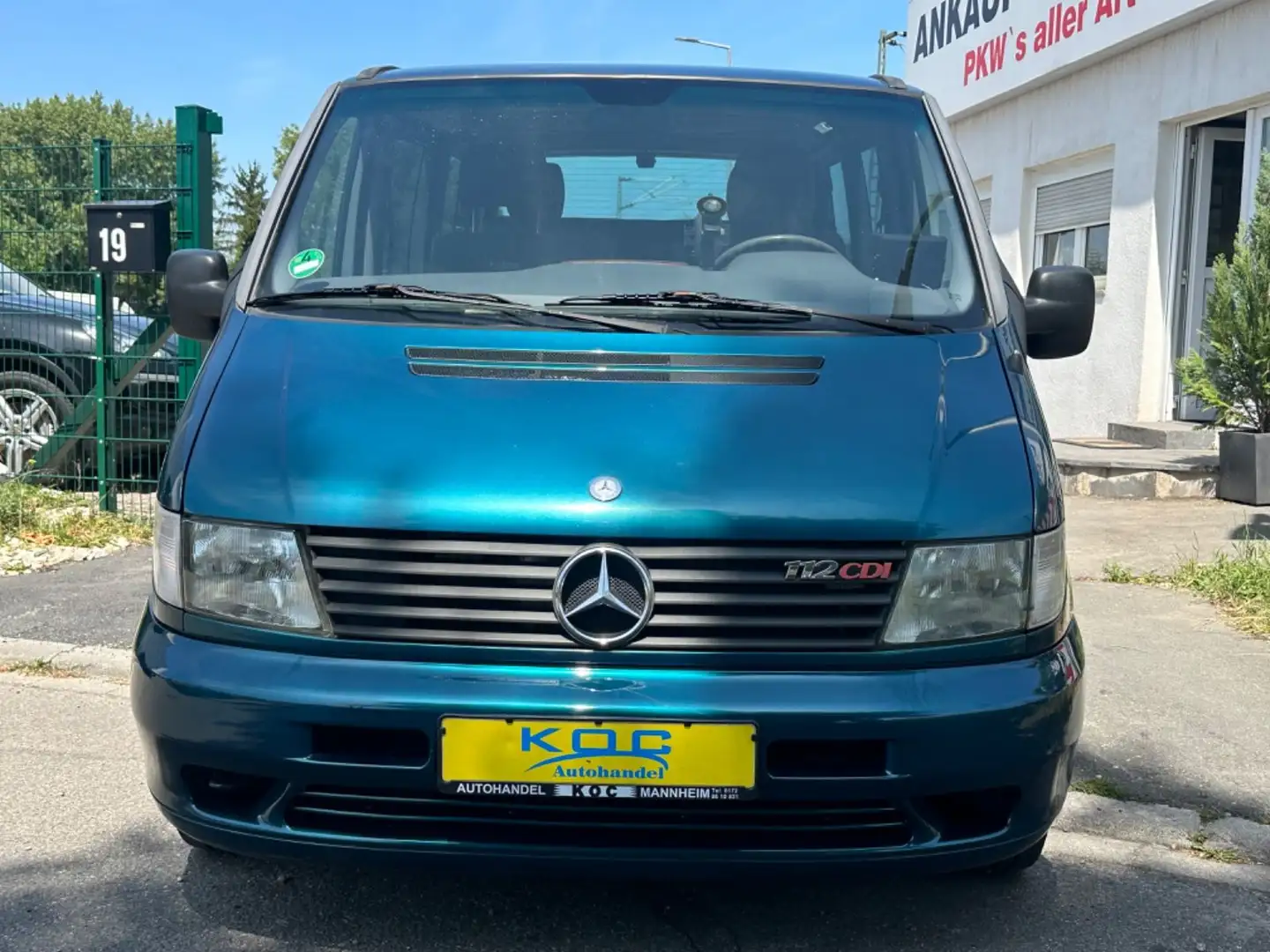 Mercedes-Benz Vito Behindertgerecht Bleu - 2