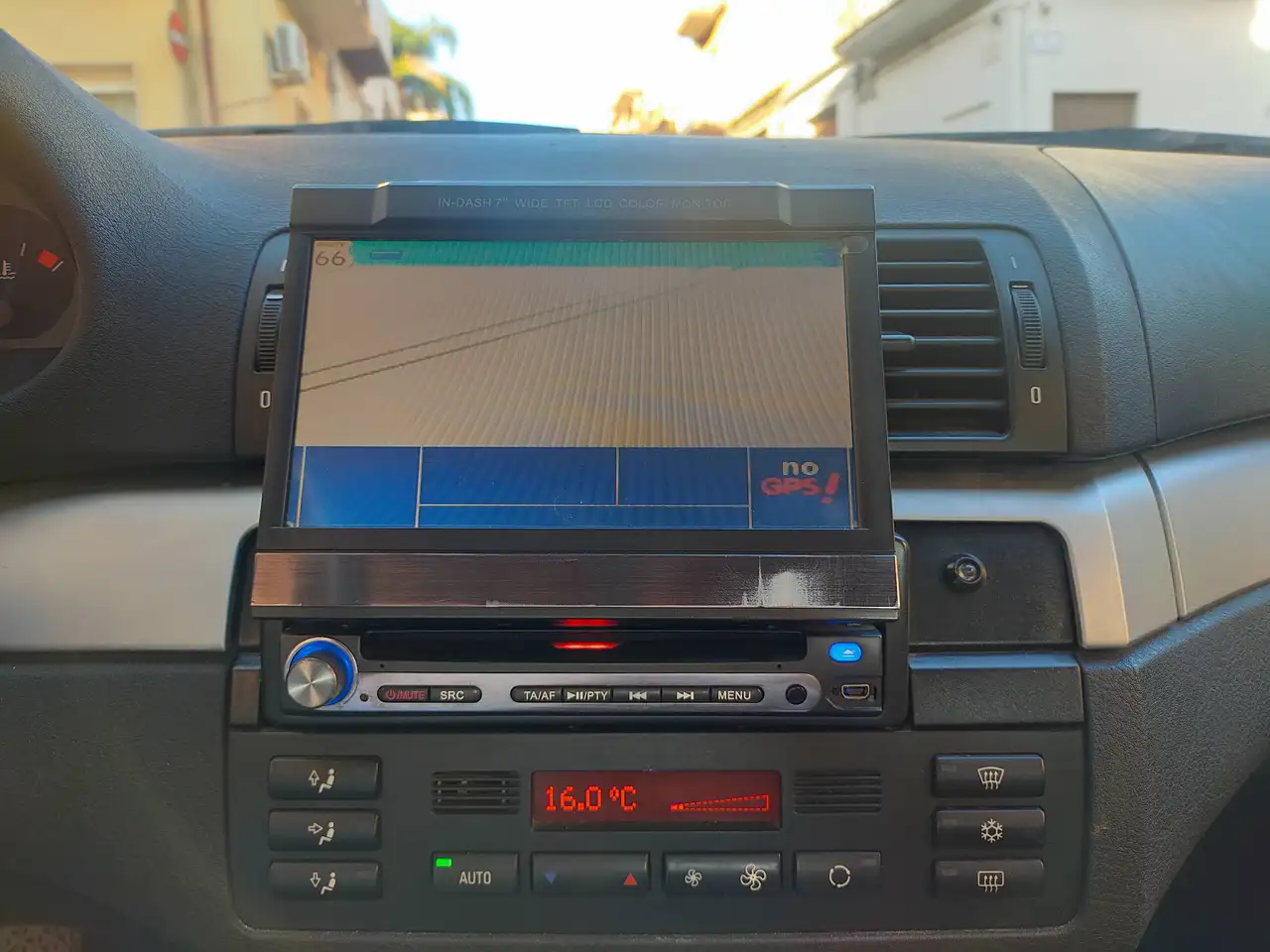 BMW 318 i, foto 9