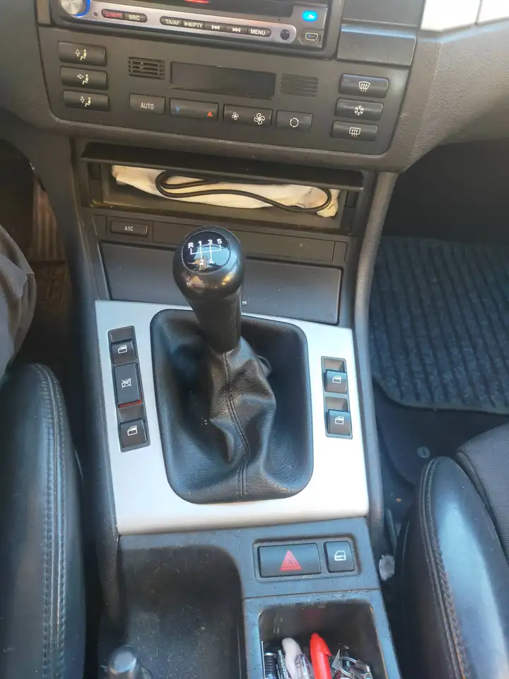 BMW 318 i, foto 7