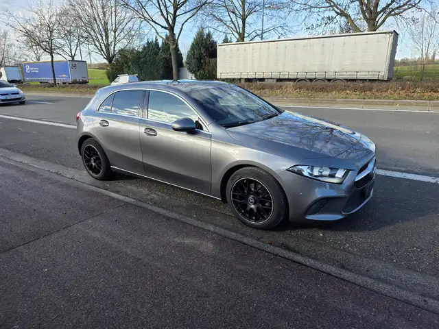 Mercedes-Benz A 180 Business Solution AUT. 1°EIG. ZEER GOEDE STAAT!!