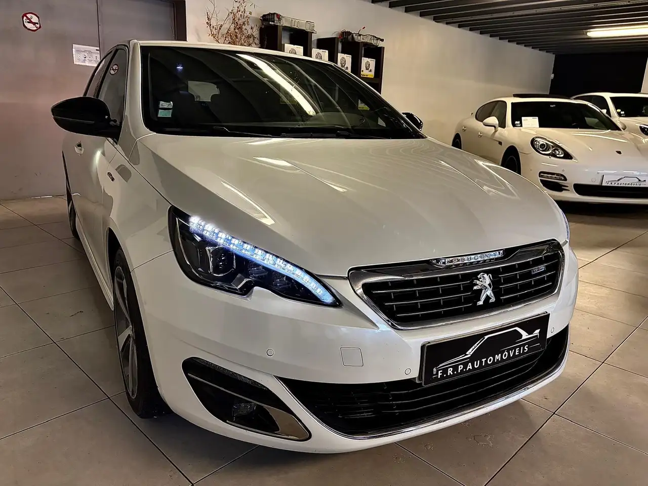 Peugeot 308 1.2 GT Line