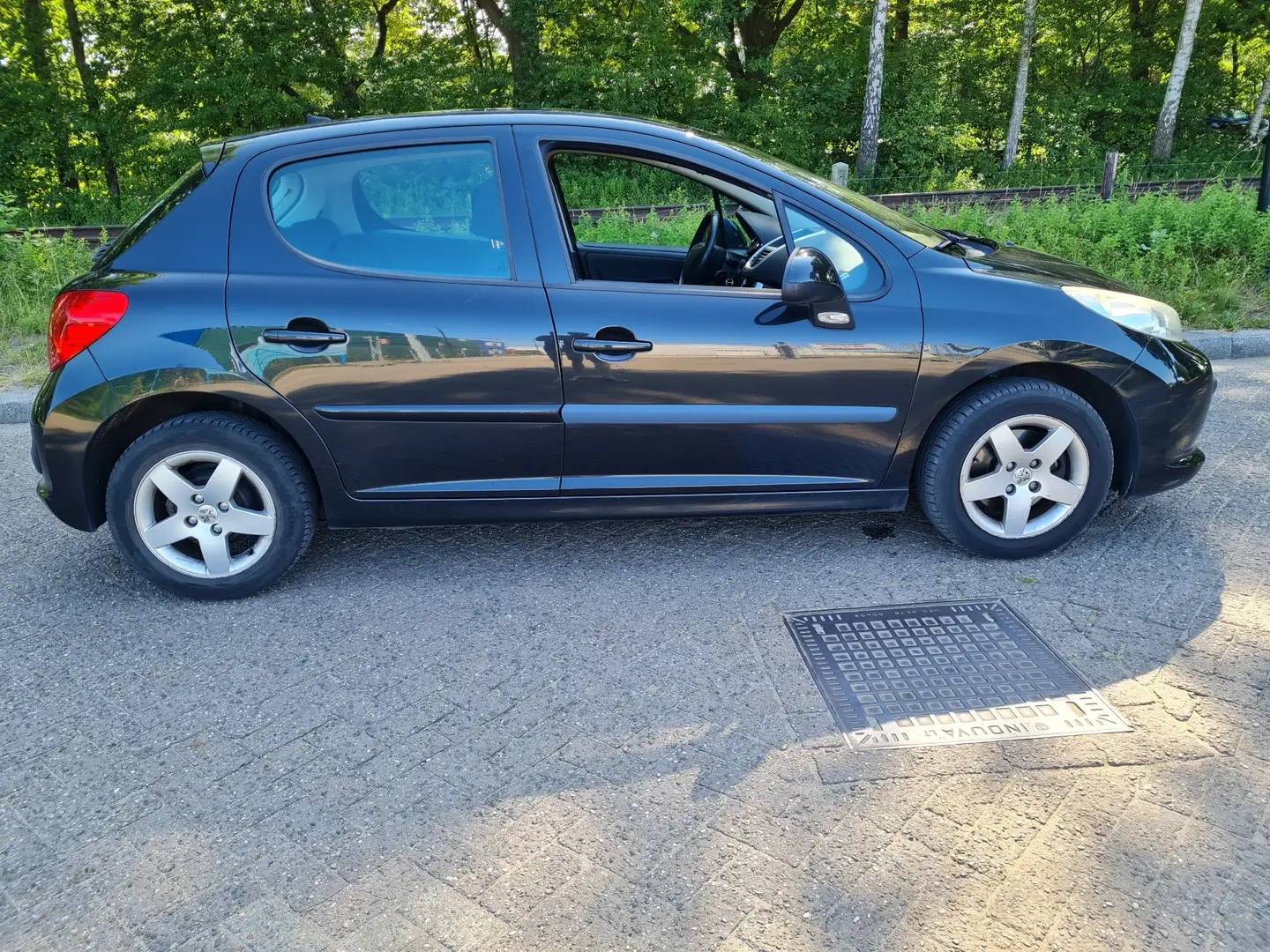 Peugeot 207 1.4 VTi XS Pack Zwart - 2