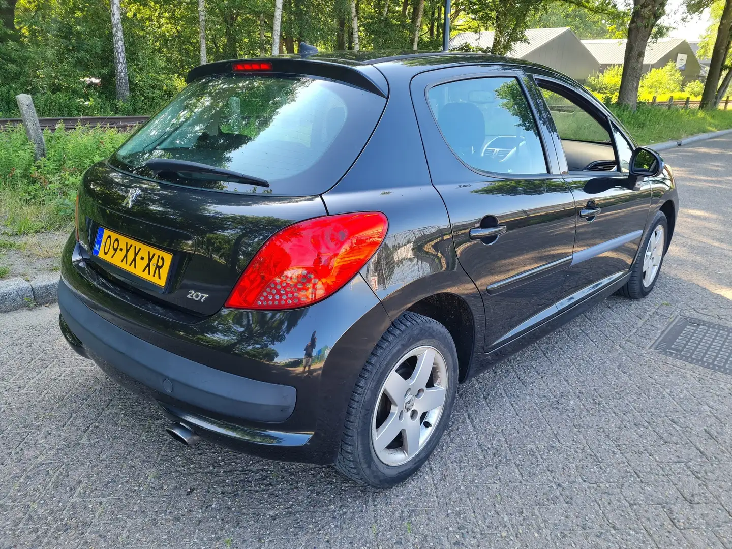 Peugeot 207 1.4 VTi XS Pack Zwart - 1