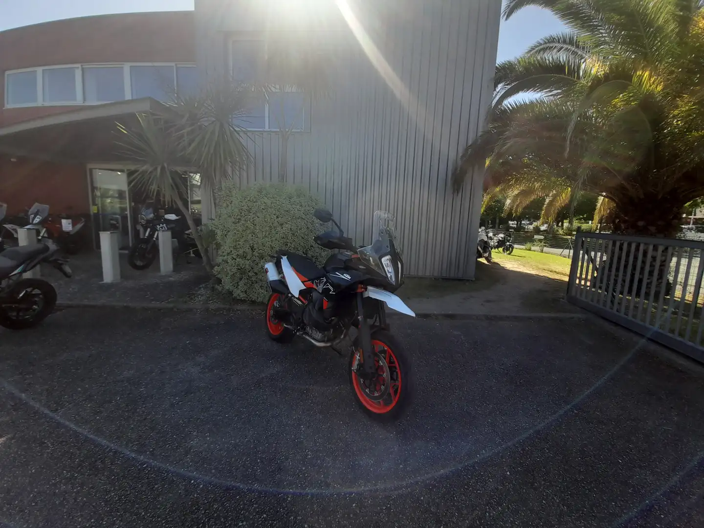 KTM 890 SMT - 2
