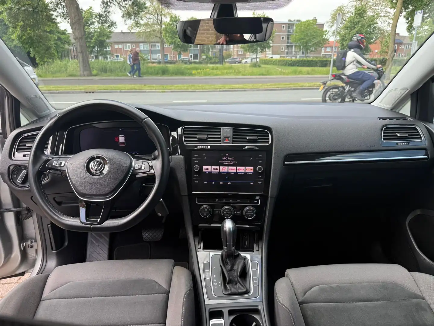 Volkswagen Golf 1.5 TSI Highline DSG|NAVI|CARPLAY|ADAPTIVE CRUISE Gris - 2