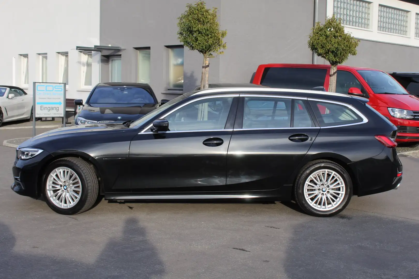 BMW 320 d xDrive Tour.Luxury Line Aut. LEDER+Sportsi.+HIFI Noir - 1