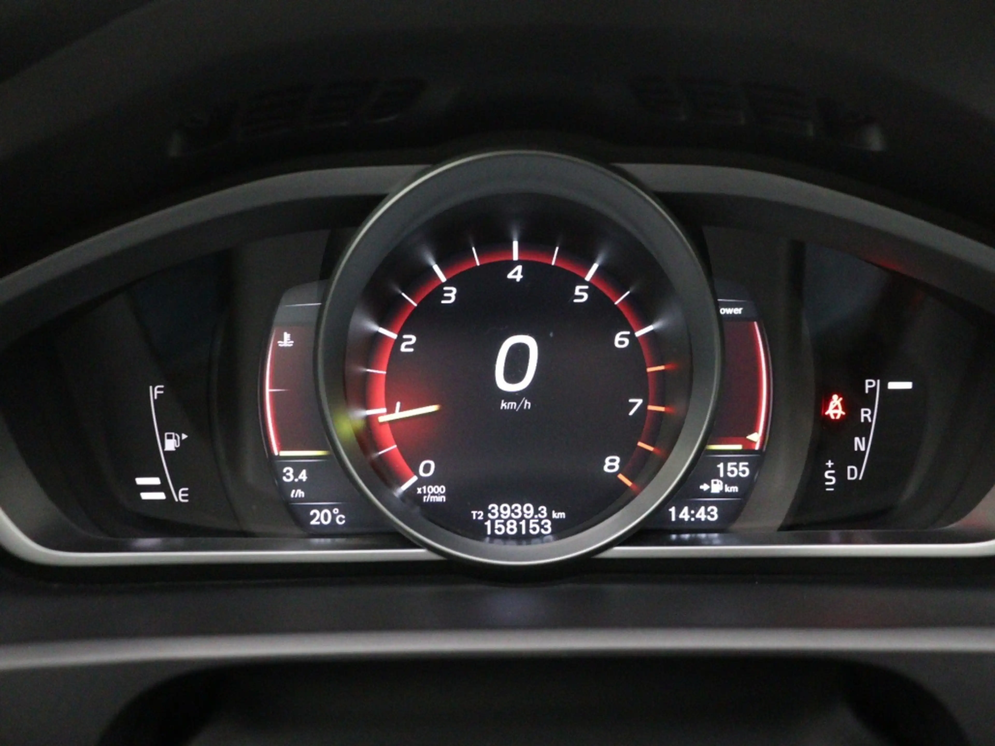 Volvo V40 1.5 T3 Polar+ Sport — photo 12