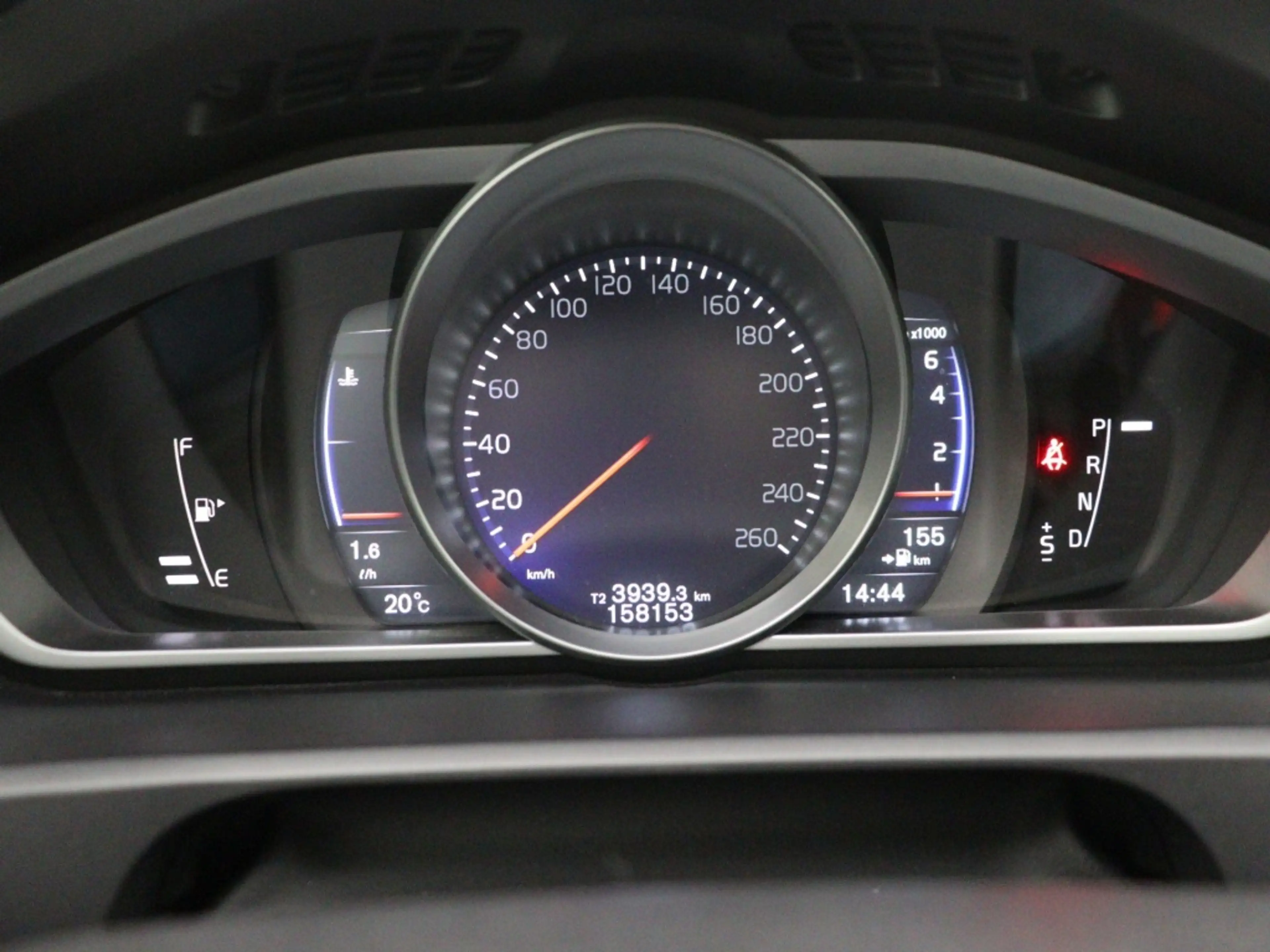 Volvo V40 1.5 T3 Polar+ Sport — photo 14