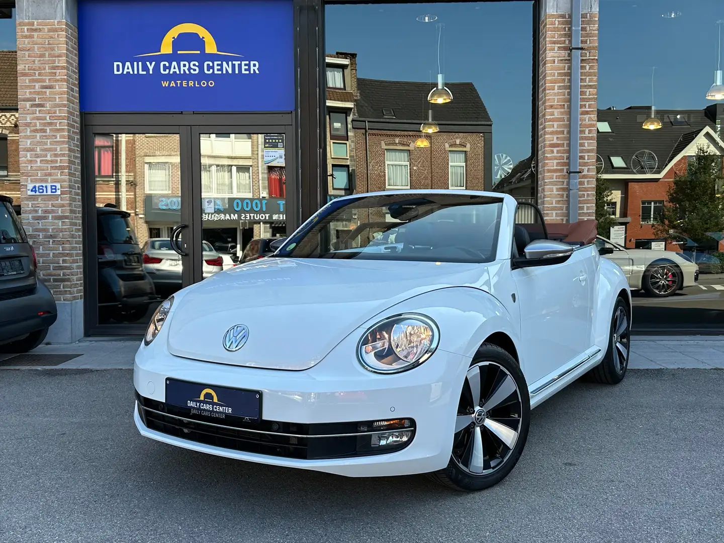 Volkswagen Beetle Cabriolet 2.0 CR TDi Karmann I CARNET VW 1ere main Blanc - 1