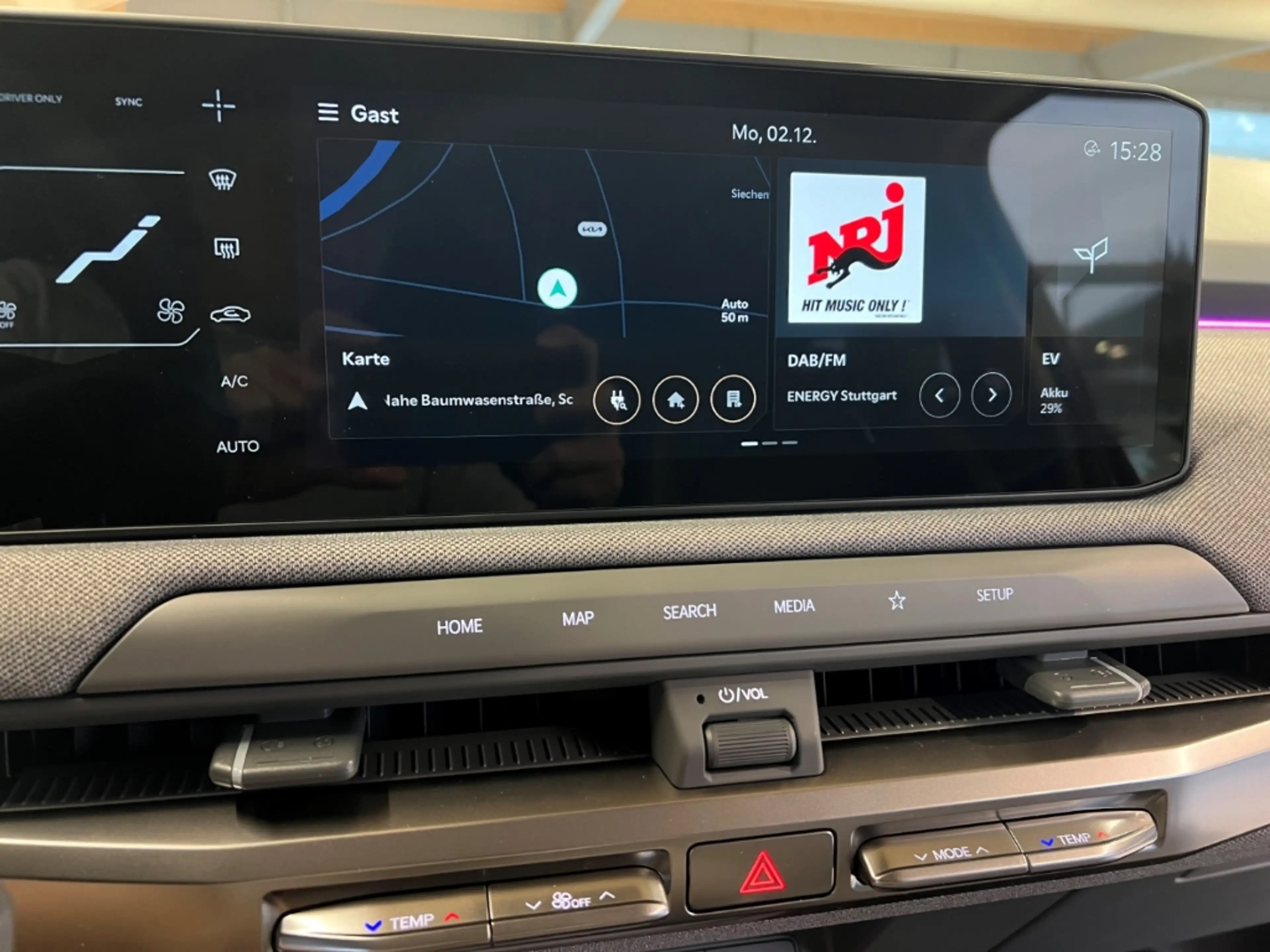 Kia EV3 *SOFORT* 58kw EARTH WIC BUS DG UPG DWP 19Z Navi Di — photo 7