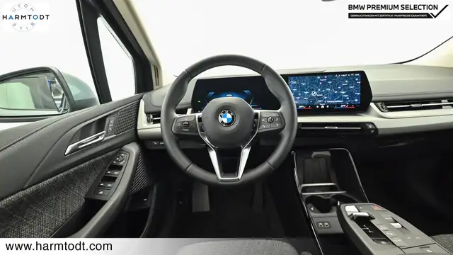 BMW 2 Series view 10
