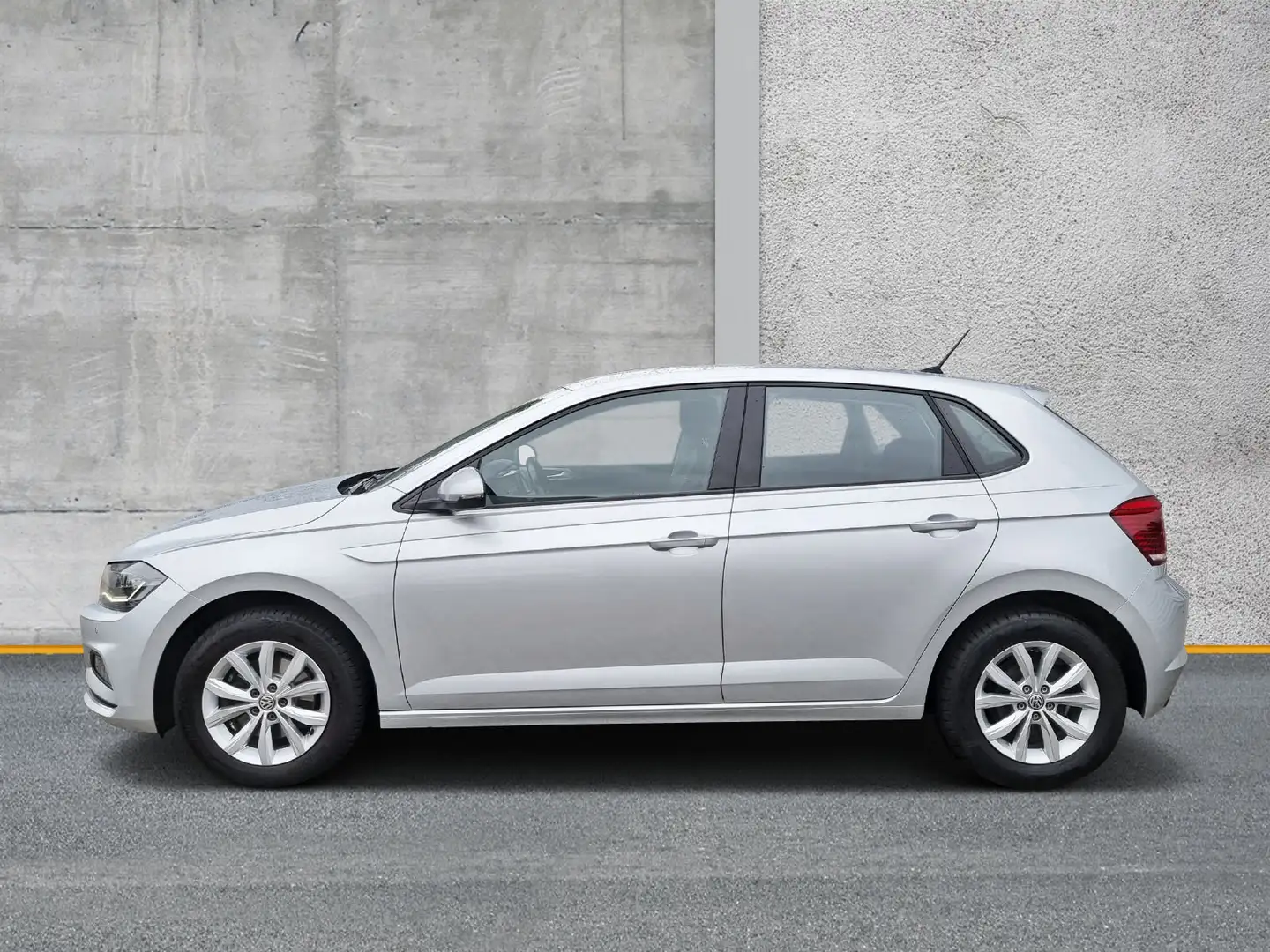 Volkswagen Polo 1.6 TDI Highline DSG LED Plateado - 2