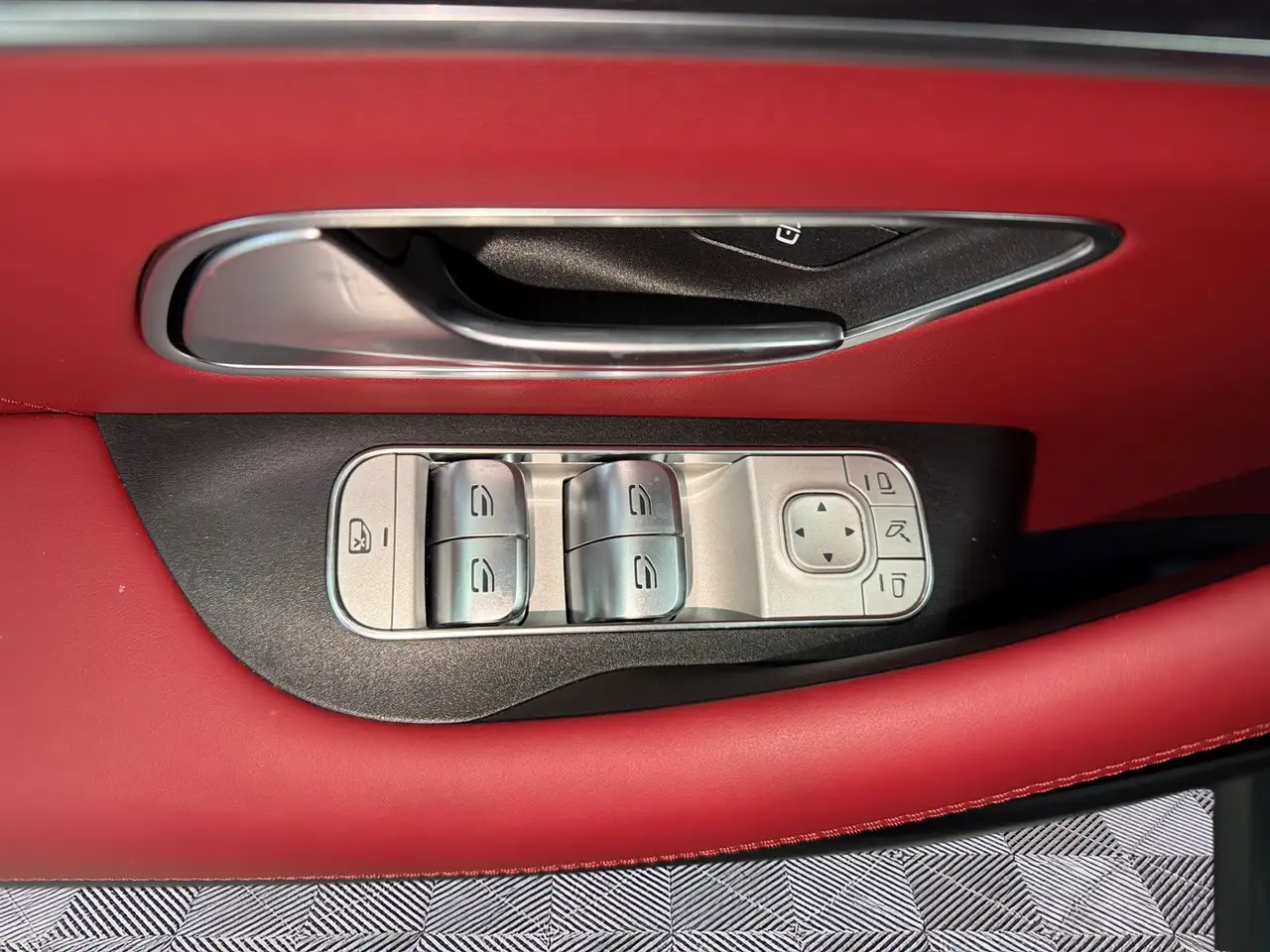 Mercedes-Benz GLE fotografie Mercedes-Benz GLE