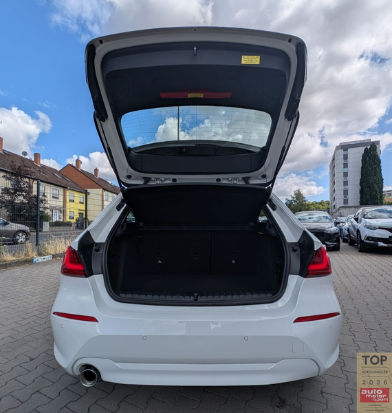 BMW 118 i Lim.*1.Hd*Temp*PANO*LED*CarPlay*Virtual*TOP — photo 12