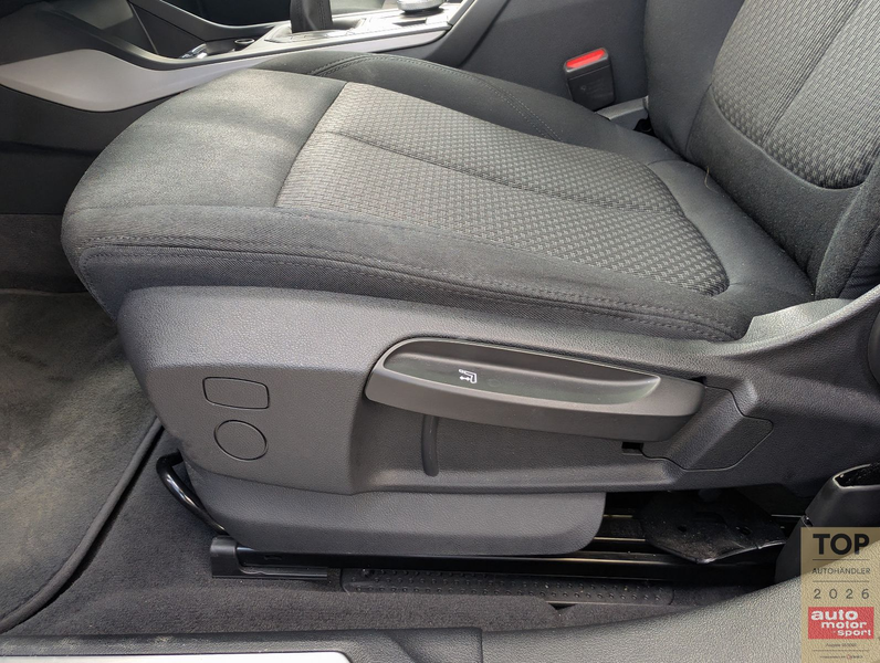 BMW 118 i Lim.*1.Hd*Temp*PANO*LED*CarPlay*Virtual*TOP — photo 21
