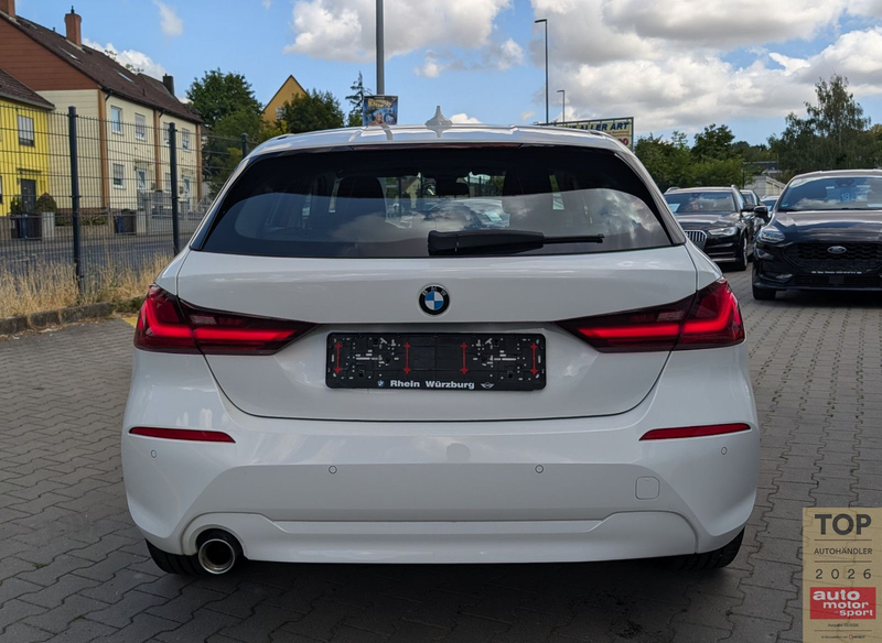 BMW 118 i Lim.*1.Hd*Temp*PANO*LED*CarPlay*Virtual*TOP — photo 6