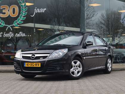 Opel Vectra GTS 1.8-16V Business