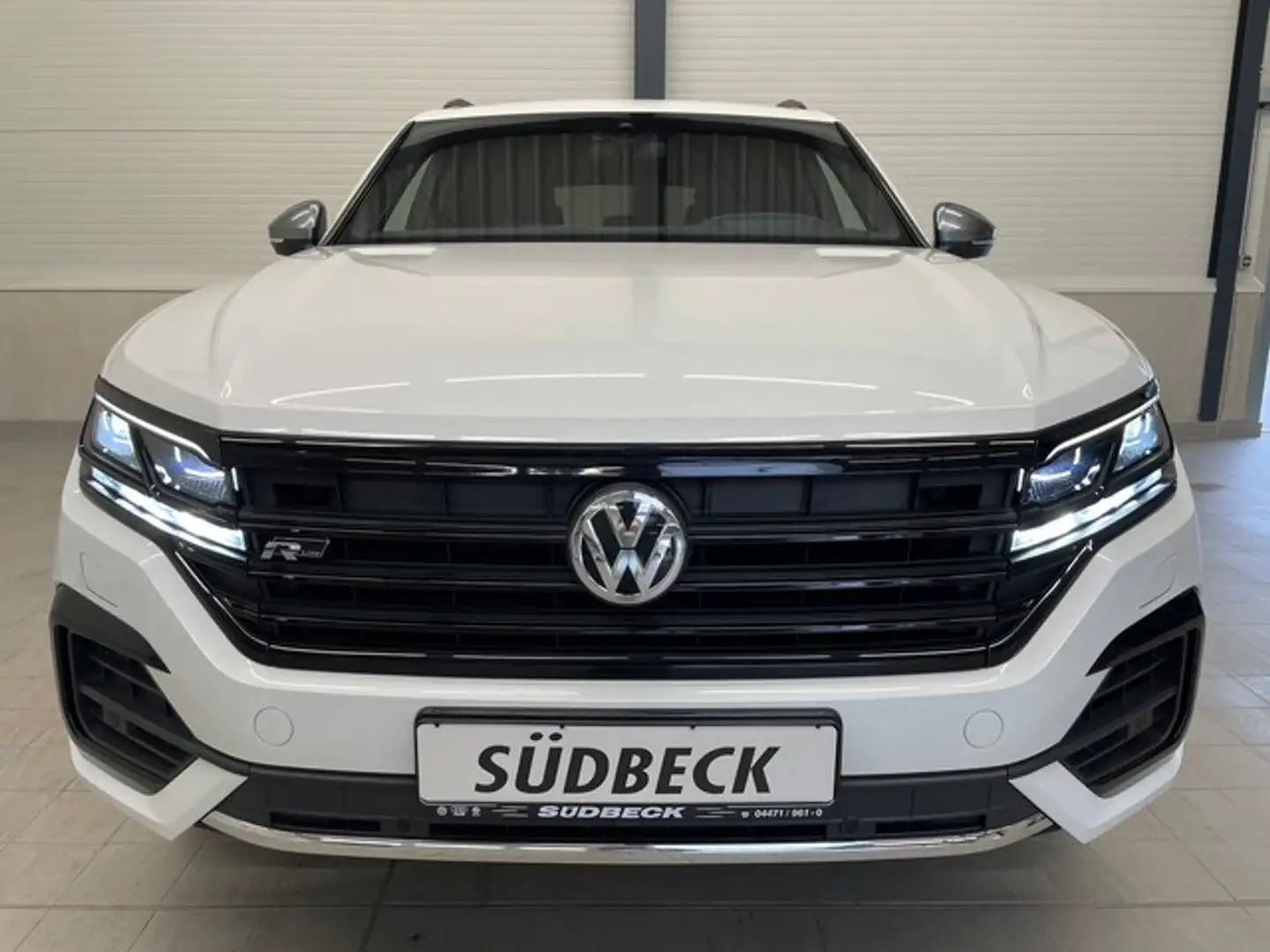 Volkswagen Touareg 3.0 TDI One Million R-Line 4M DYNAUDIO+PANO+KAM... Weiß - 2
