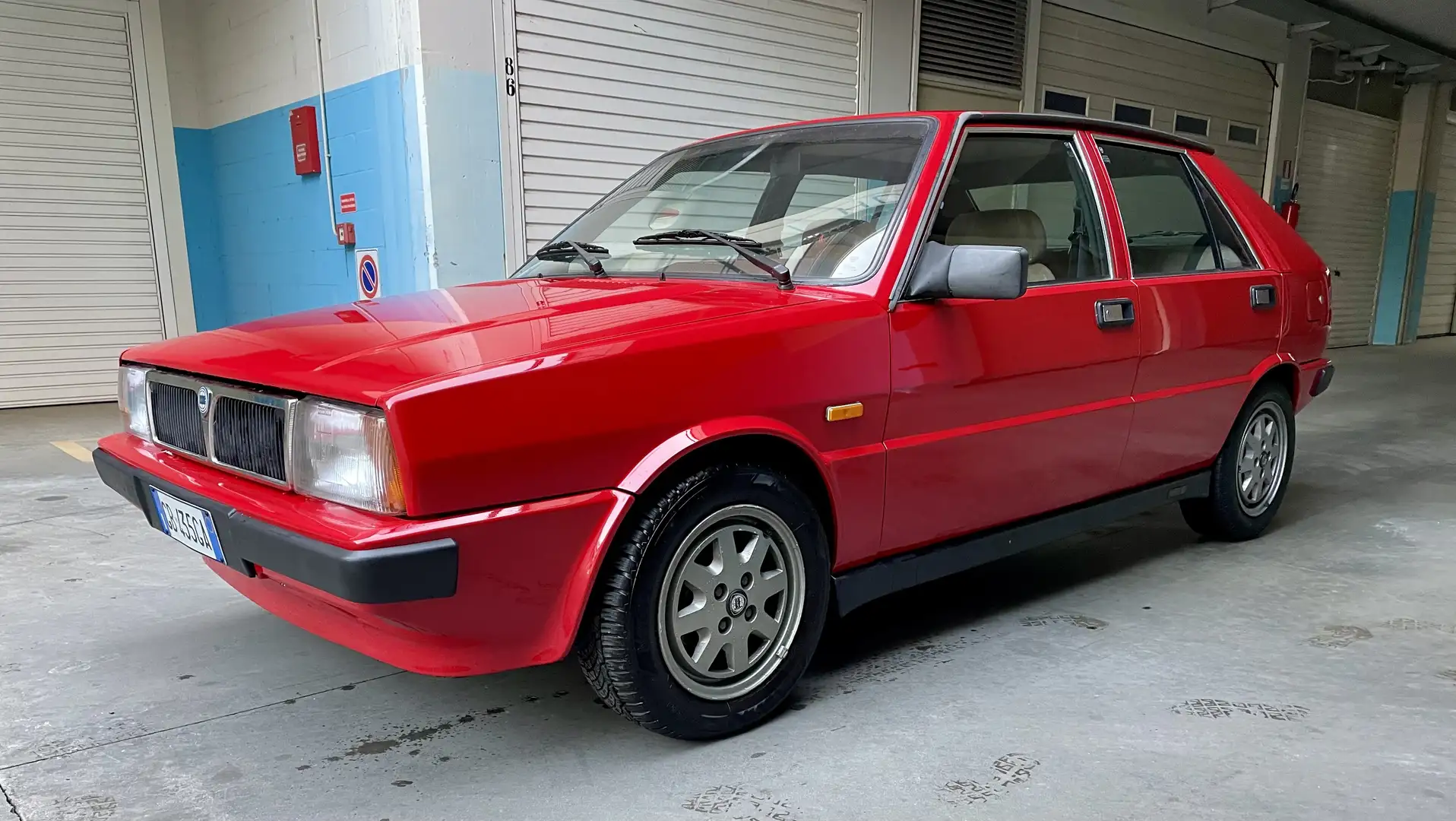 Lancia Delta 1.9 TDS TURBO DIESEL - 2