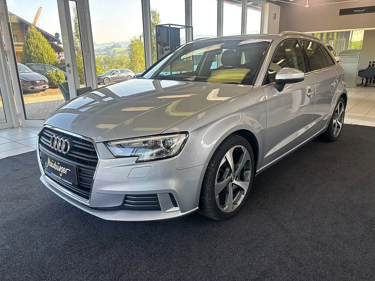 Audi A3 SB 1,0 TFSI sport Argento - 1