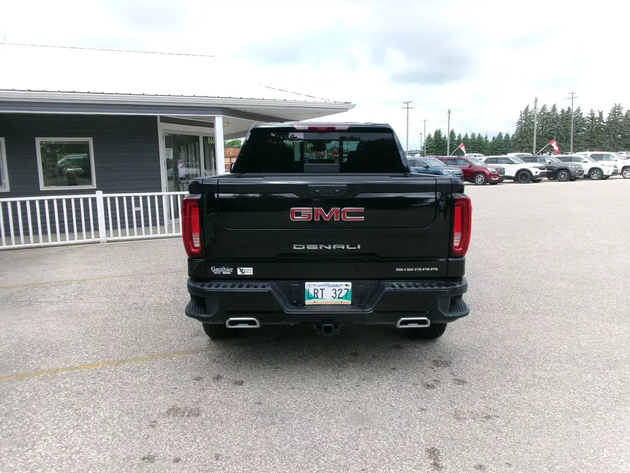 GMC Sierra 1500 снимка GMC Sierra 1500
