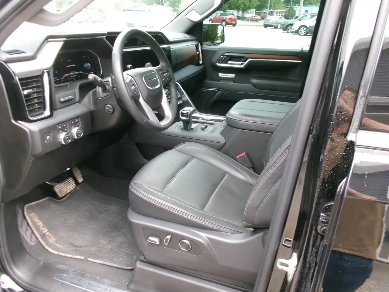 GMC Sierra 1500 снимка GMC Sierra 1500