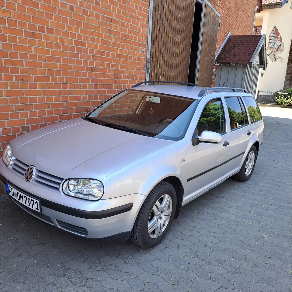 Volkswagen Golf Variant 1.4, foto 1
