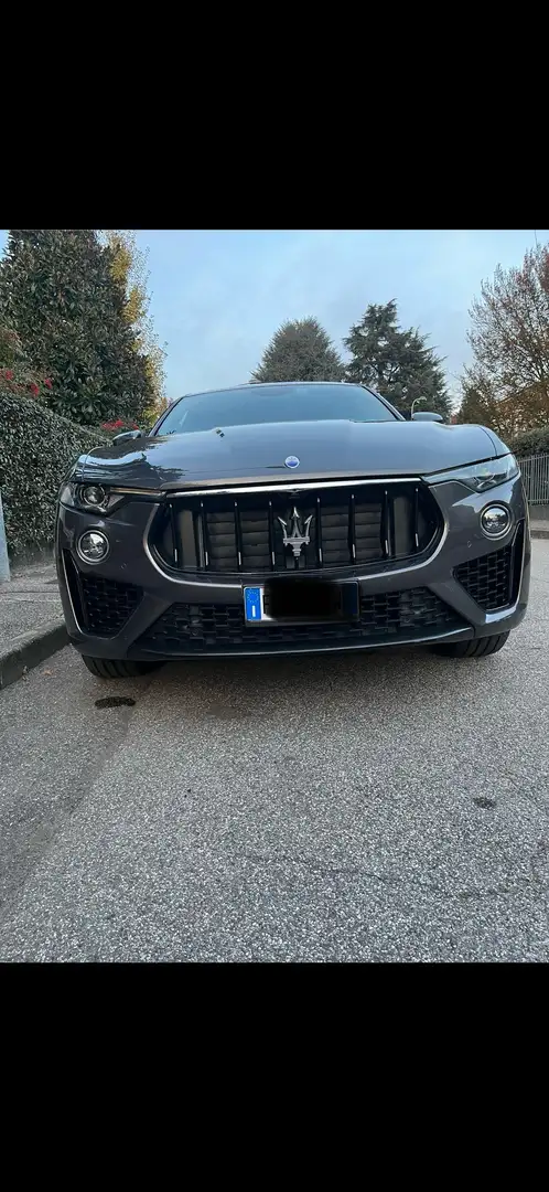 Maserati Levante 3.0 V6 Gransport 250cv auto Grigio - 2
