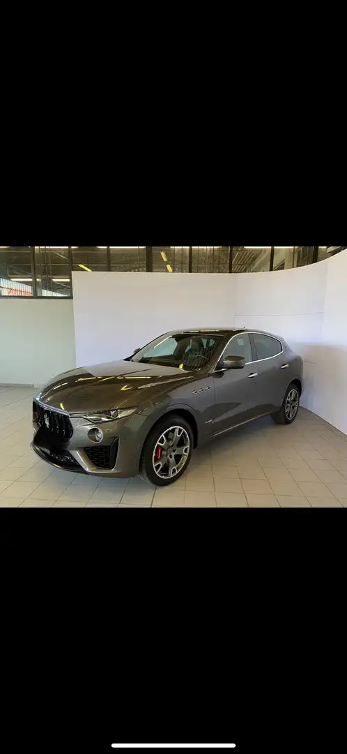 Maserati Levante 3.0 V6 Gransport 250cv auto Grigio - 1