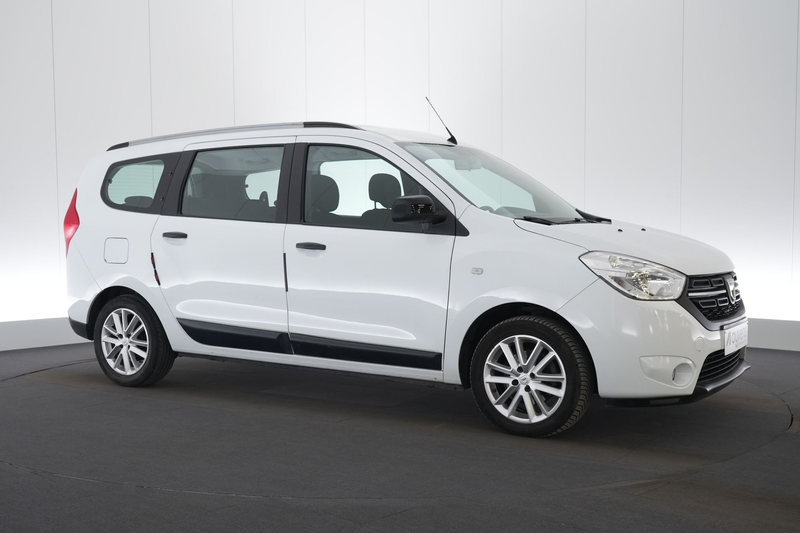 Dacia Lodgy 1.5 Blue dCi Comfort 7Pl. GPS Carplay Cruise Ctrl — photo 12