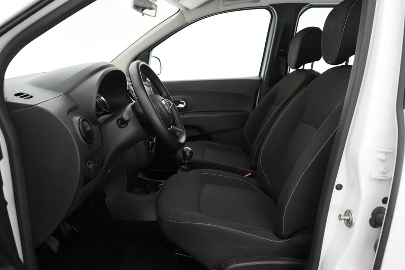 Dacia Lodgy 1.5 Blue dCi Comfort 7Pl. GPS Carplay Cruise Ctrl — photo 14