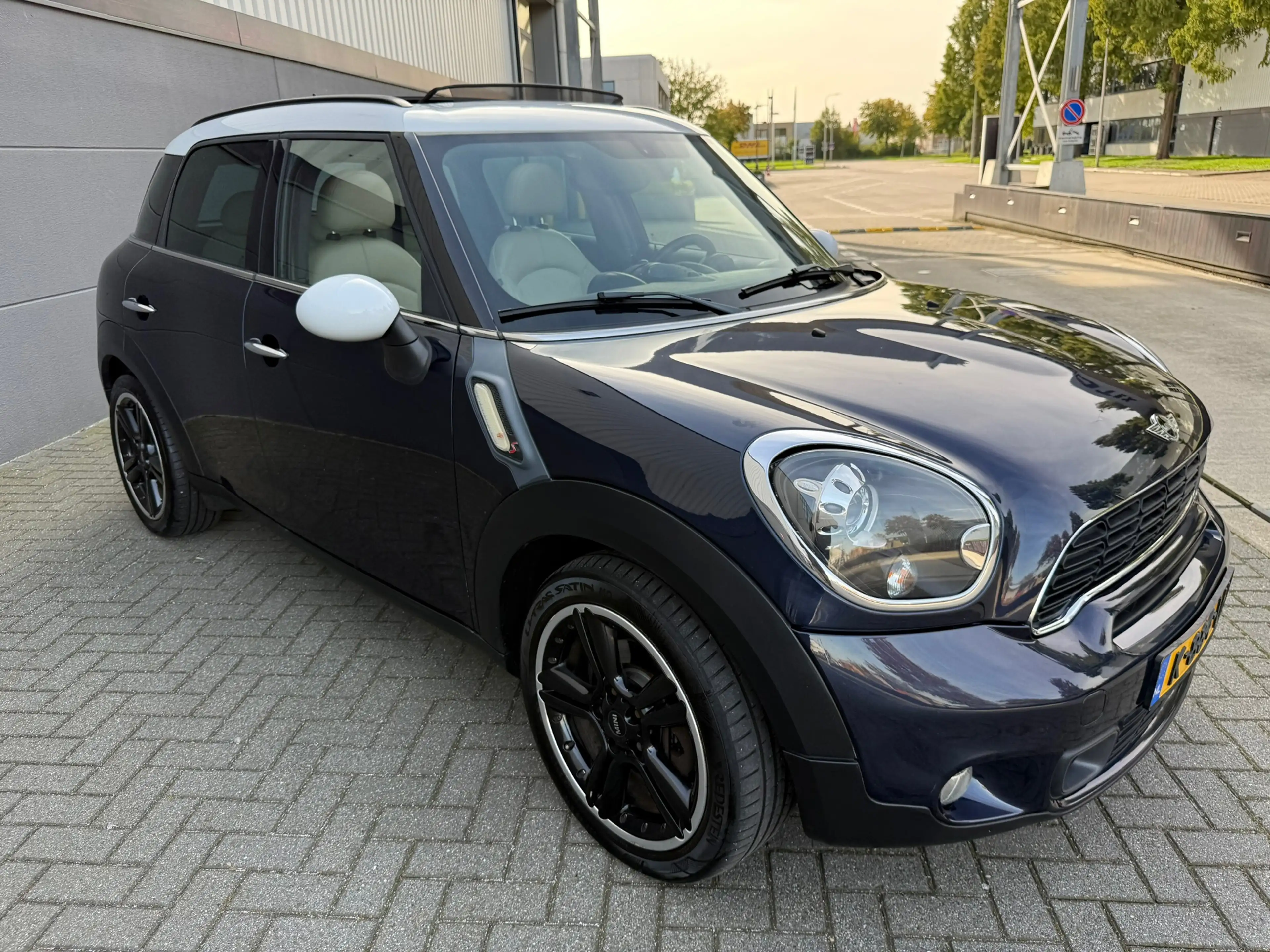 MINI Cooper S Countryman 1.6 ALL4 Salt*PanoramaDAK*NAVI*Cruise*StoelVerwarm — photo 3