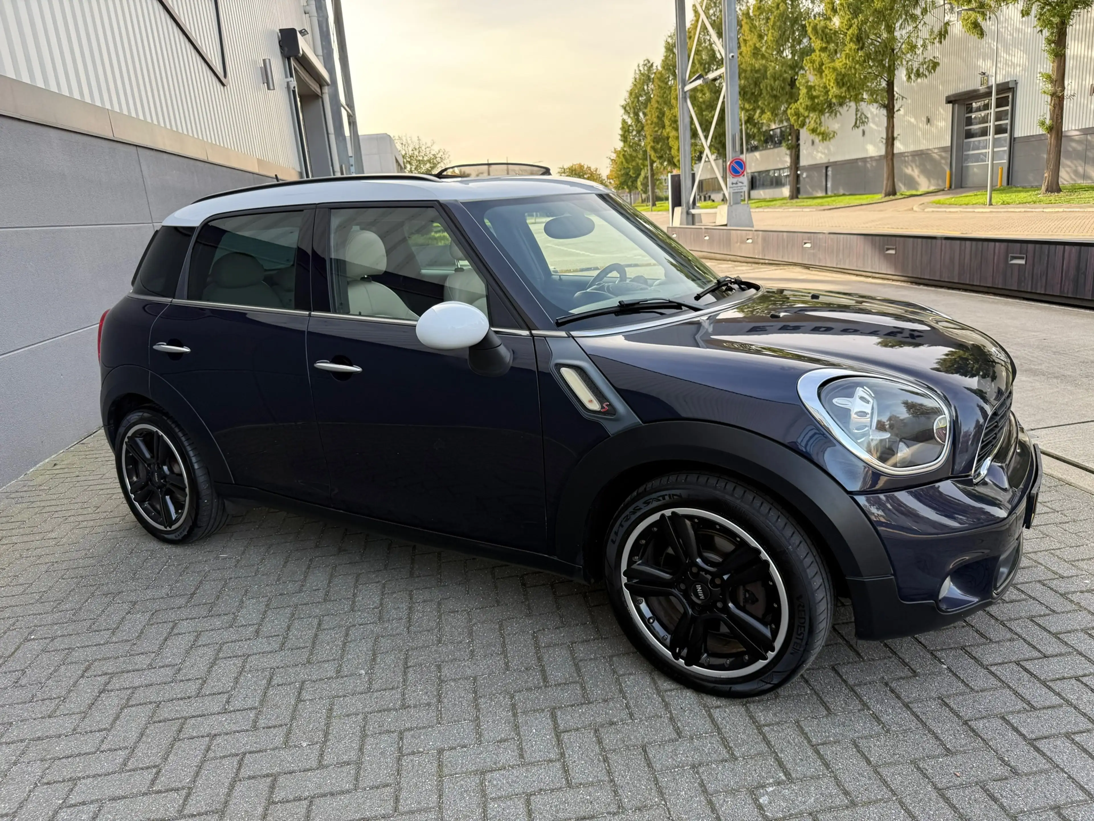 MINI Cooper S Countryman 1.6 ALL4 Salt*PanoramaDAK*NAVI*Cruise*StoelVerwarm — photo 4