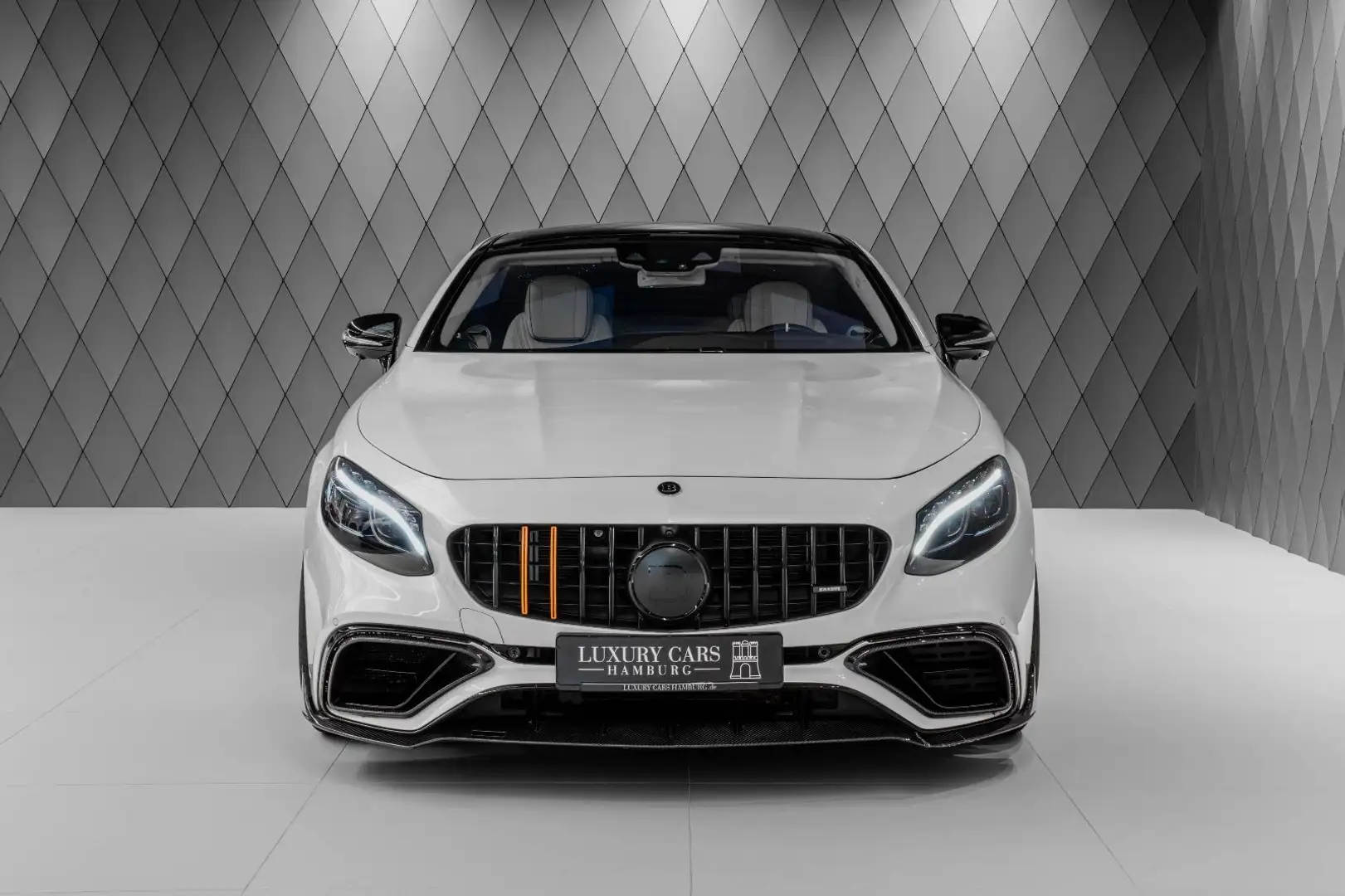 Mercedes-Benz S 63 AMG 4MATIC+ COUPE BRABUS WHITE / BEIGE Wit - 2