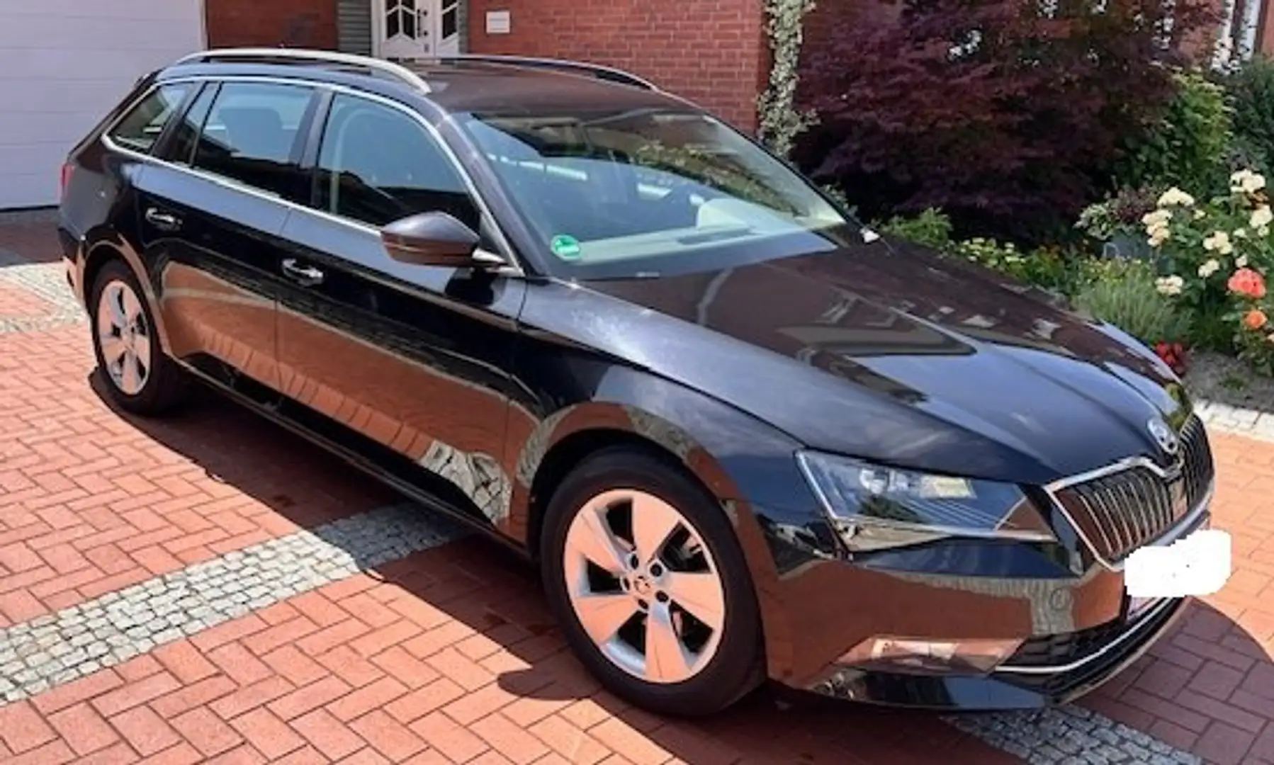 Skoda Superb Superb III Combi Diesel Combi 2.0 TDI Ambition Schwarz - 1