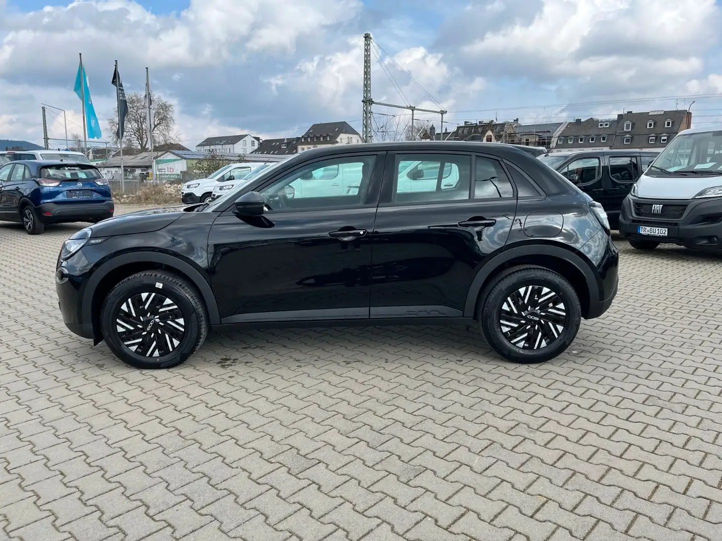 Fiat 600 Hybrid 1.2 T3 DCT Czarny - 2