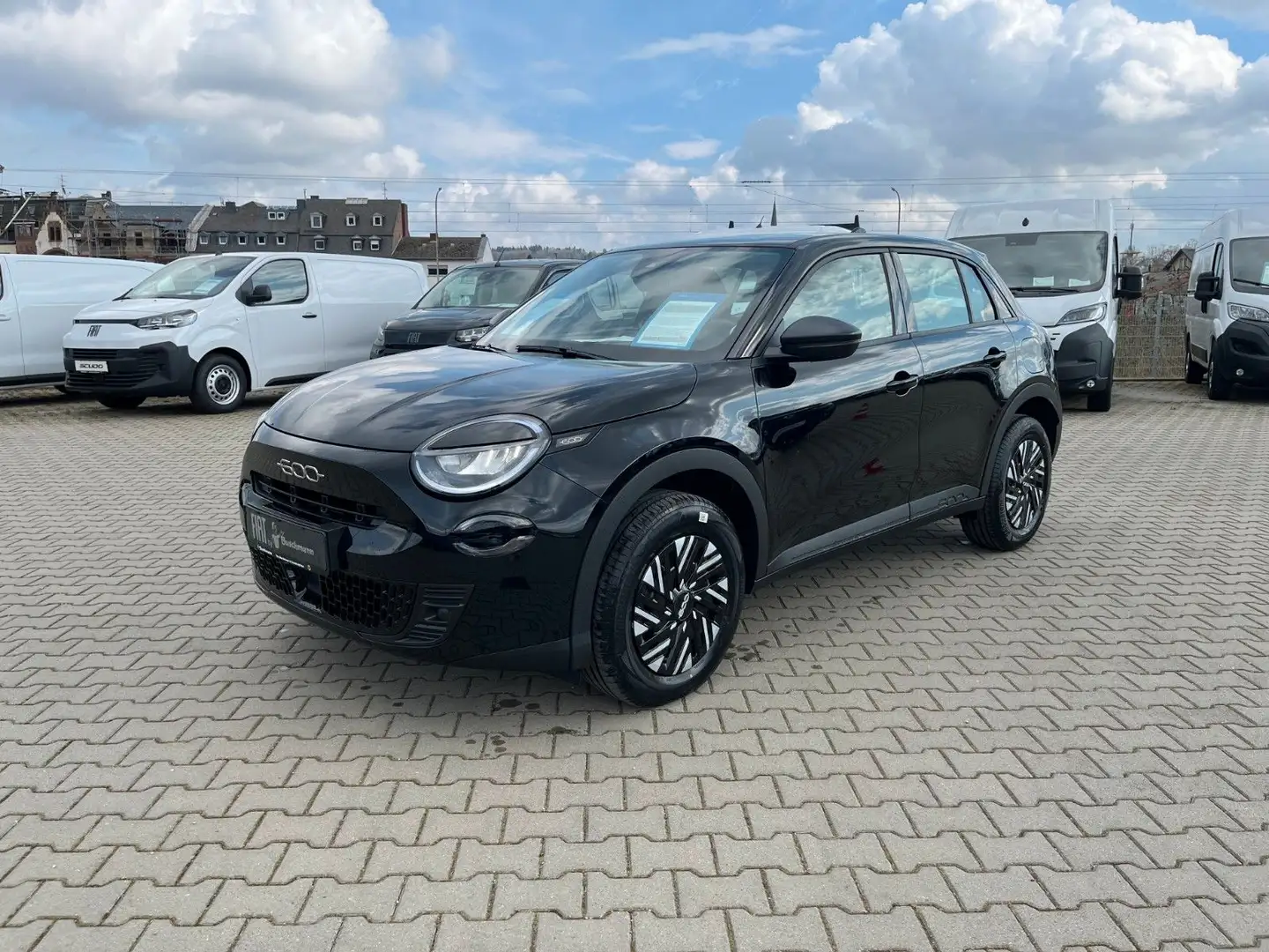 Fiat 600 Hybrid 1.2 T3 DCT Czarny - 1