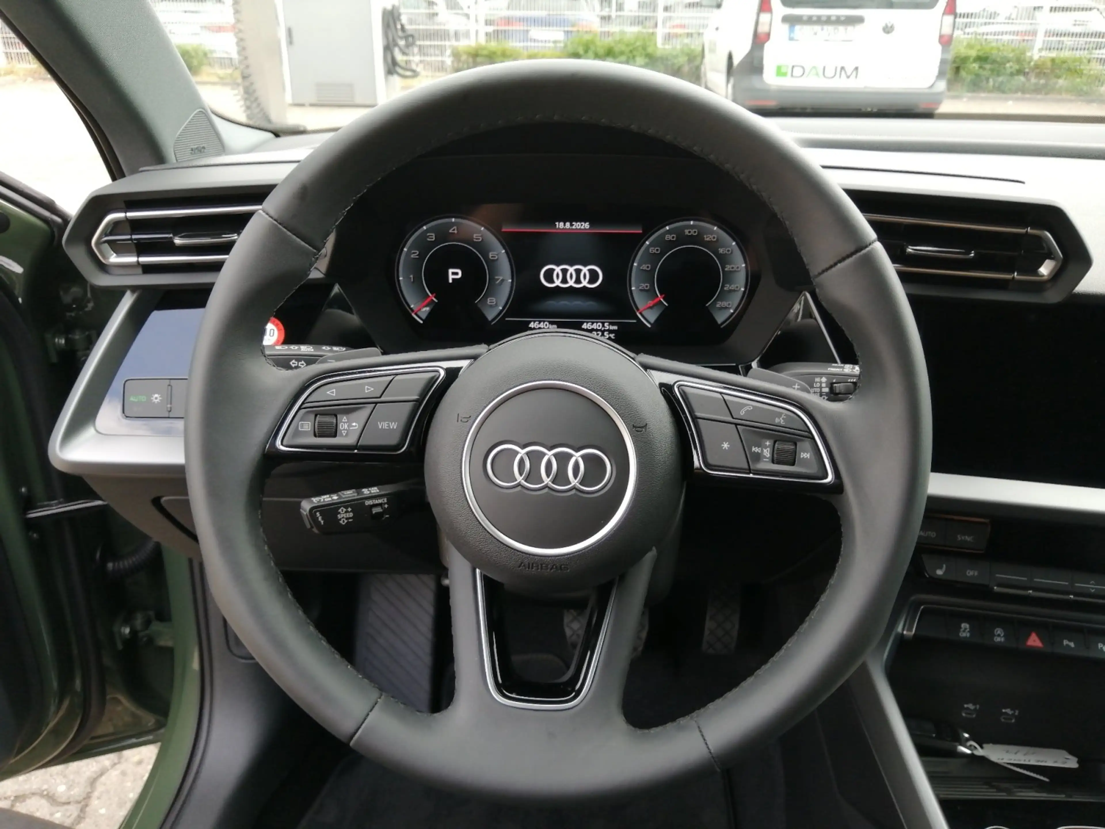 Audi A3 Sportback advanced 30 TFSI S tronic HUD,PDC — photo 12