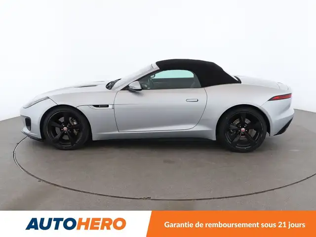 Jaguar F-Type view 3