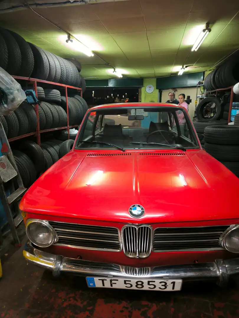 BMW 2002 TII Rouge - 2