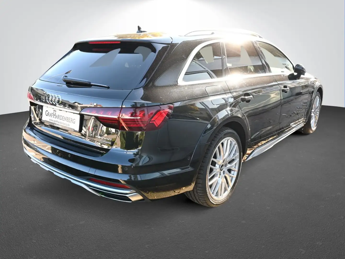 Audi A4 allroad 3.0 TDI Automatik quattro 45 TDI LED Navi AHK Schwarz - 2