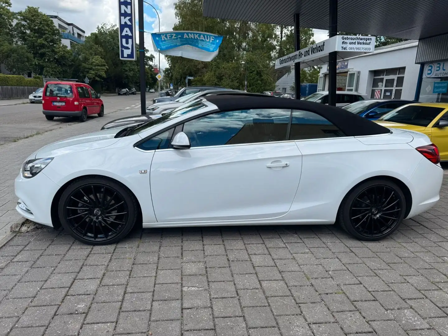 Opel Cascada Cabrio Edition ecoFlex Euro6*Kamera*SHZ* Bílá - 2