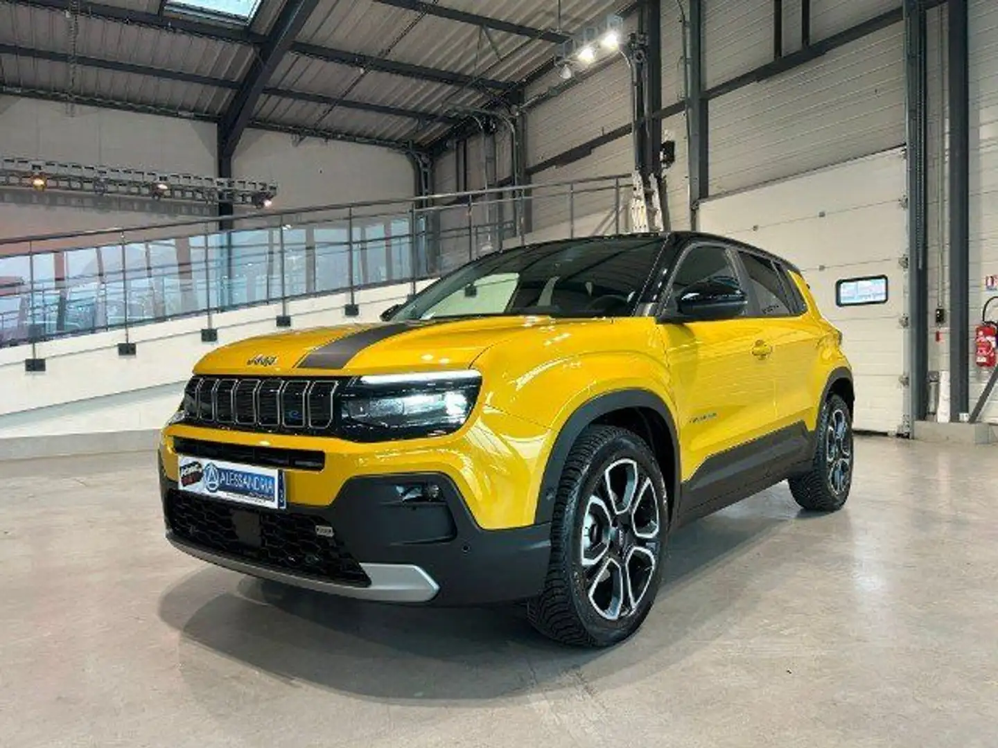 Jeep Avenger ELECTRIQUE 115 kW 4x2 Summit 5P - 2