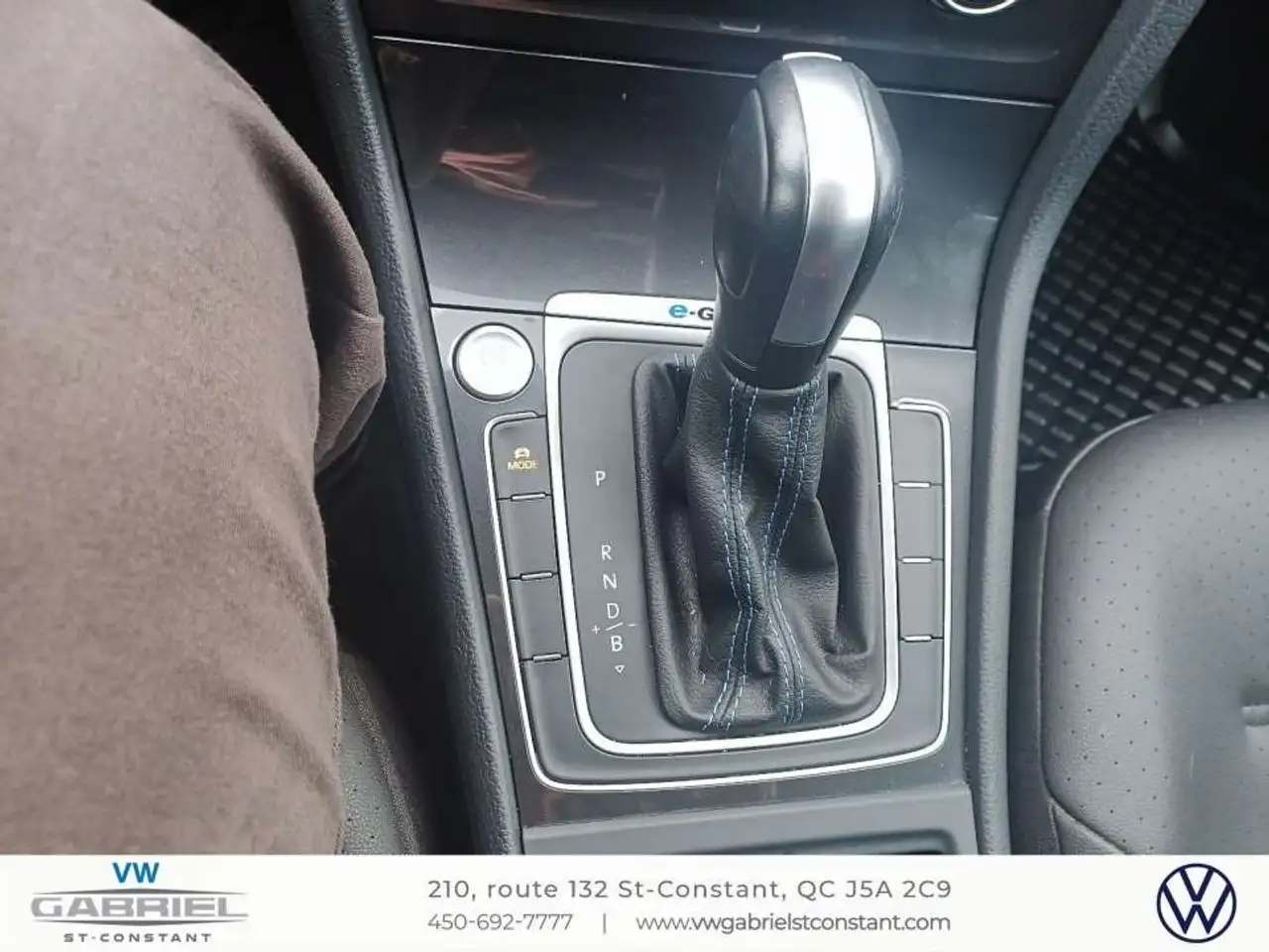 Volkswagen e-Golf снимка Volkswagen e-Golf