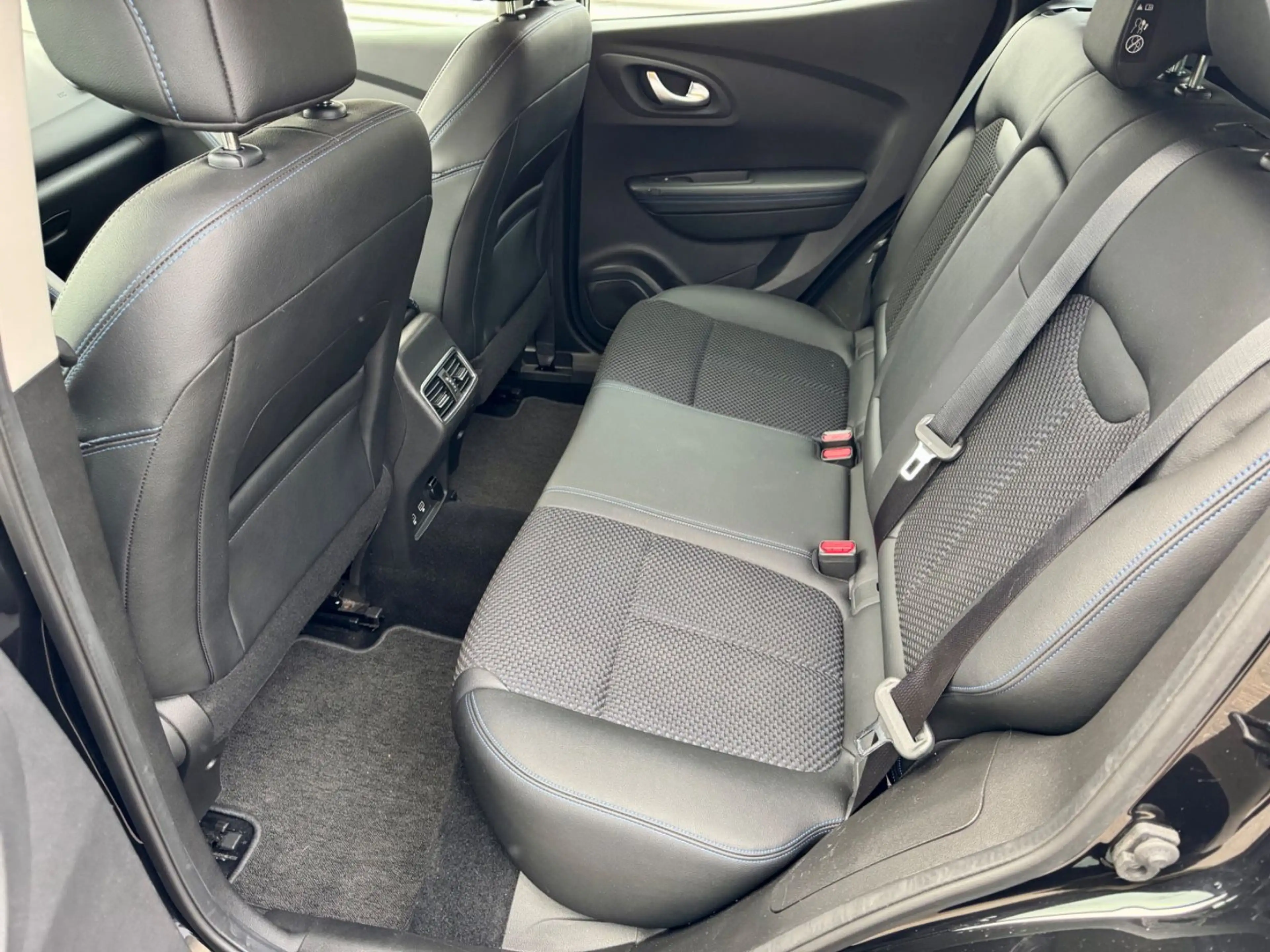 Renault Kadjar Limited — photo 8