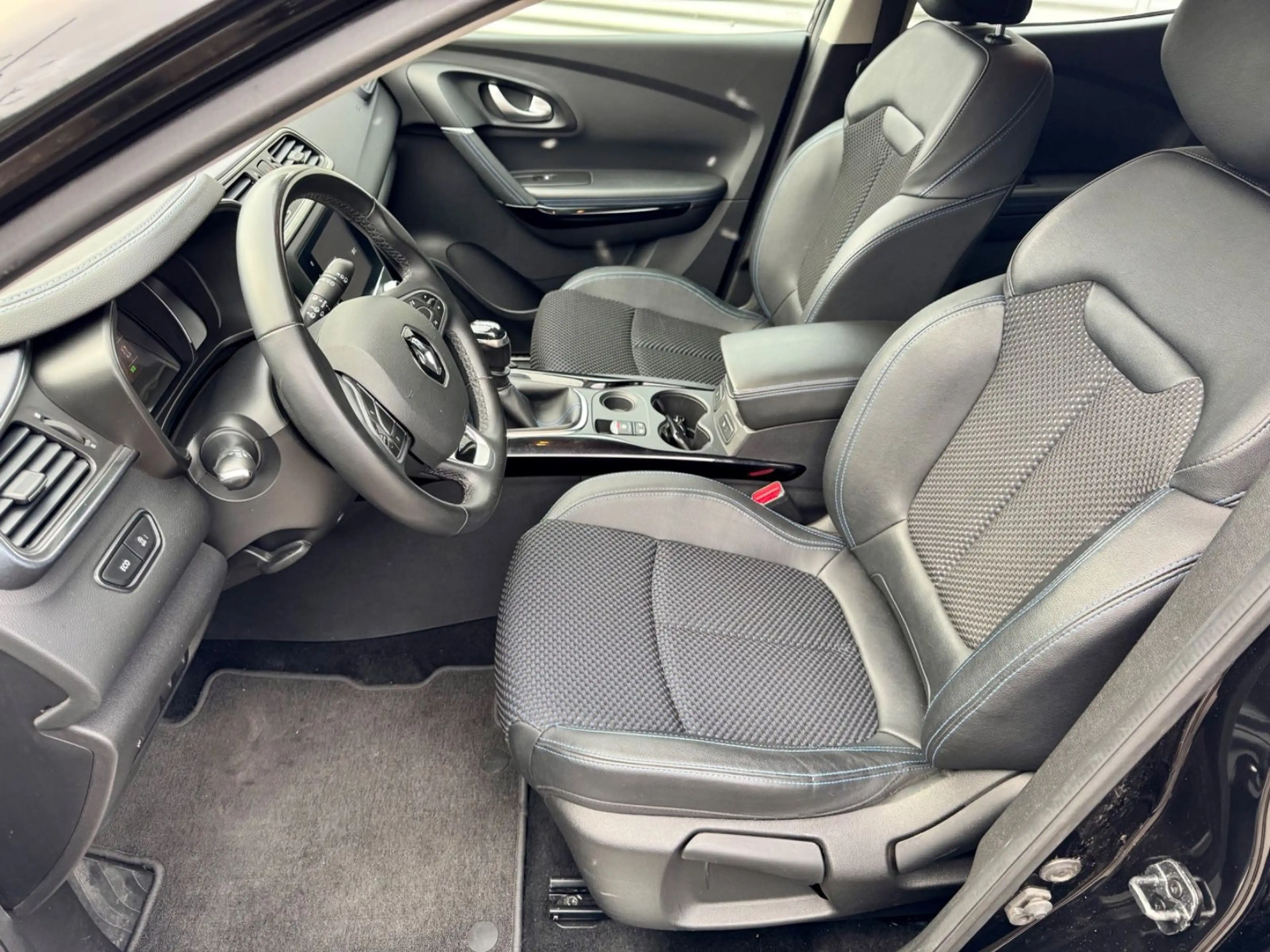 Renault Kadjar Limited — photo 6